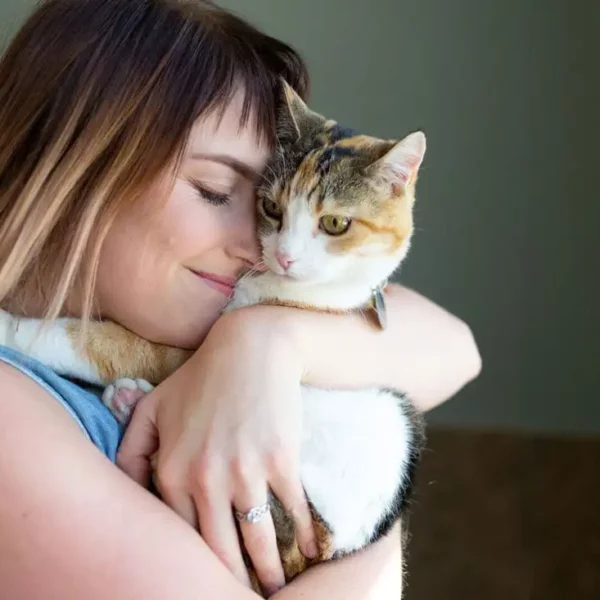 Christina Yoc Agency | pet sitting cat cuddles Central IL